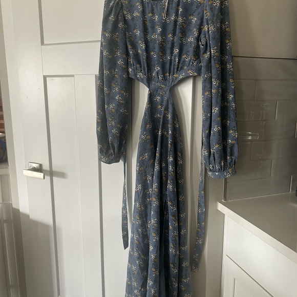 Astr Blue Floral Cut-Out Midi Dress - Picture 2 of 11